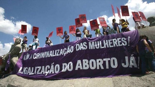 19 Embriões valem mais do que a vida de uma pessoa já nascida?