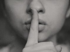 Agosto: mês de quem? feminismo lesbianidade