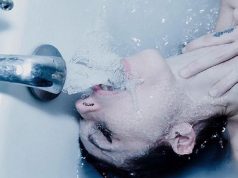 Violência entre mulheres